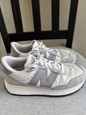 New Balance 237 Women’s Shoes -Size 8.5